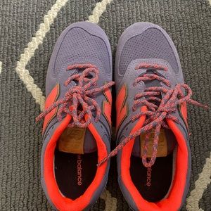 New Balance 574 big girl shoes NWOT tennis shoes sneakers running shoes grey